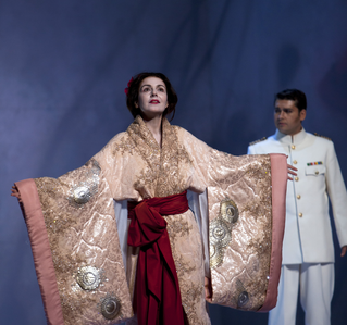 Madama Butterfly